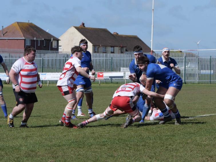 The Blues forwards look to break the gain line. Picture William John.